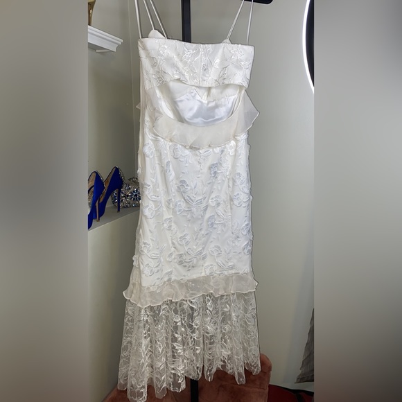 Sachin + Babi White Lace Dress - Picture 6 of 12